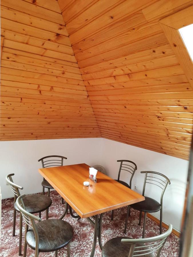 Садиба У Крайлюків Yaremche Luaran gambar