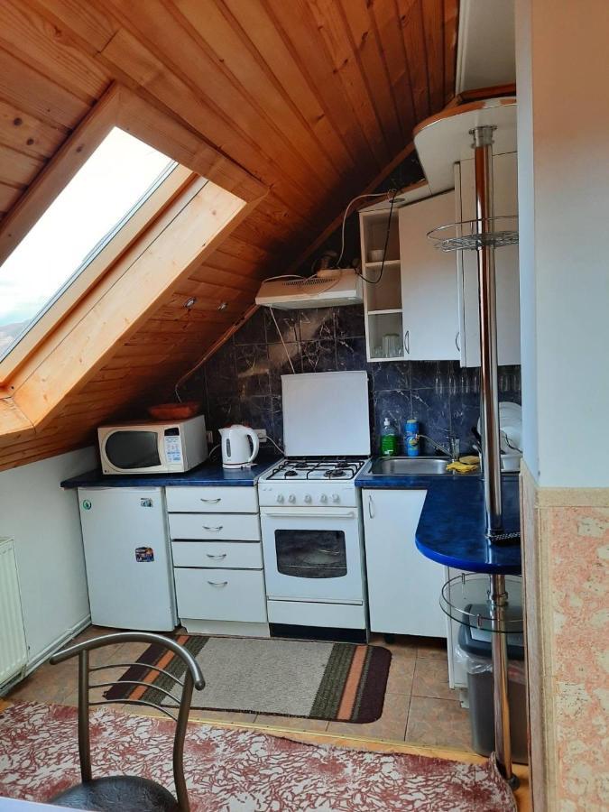 Садиба У Крайлюків Yaremche Luaran gambar