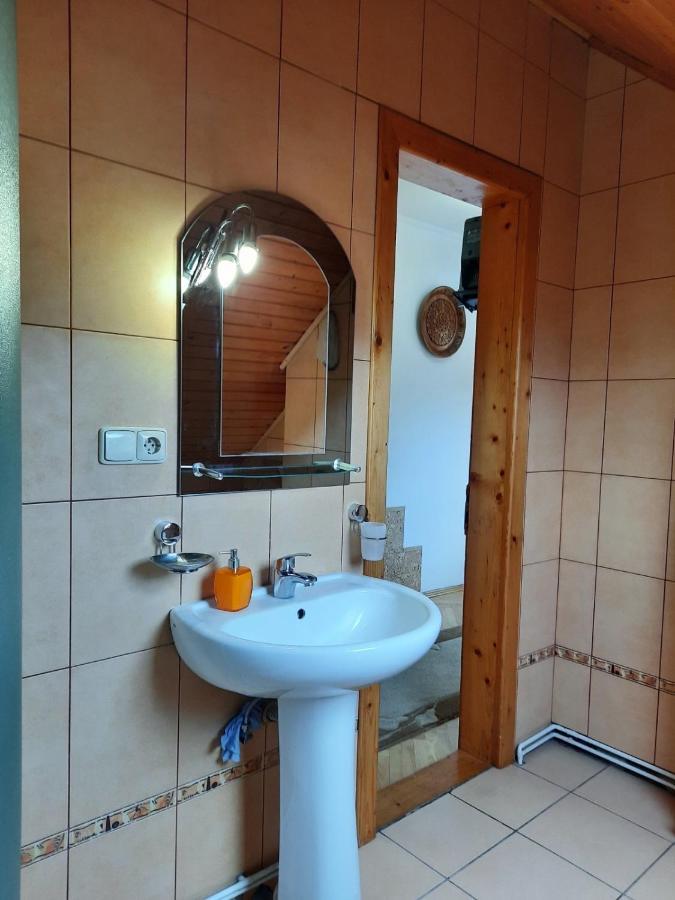 Садиба У Крайлюків Yaremche Luaran gambar